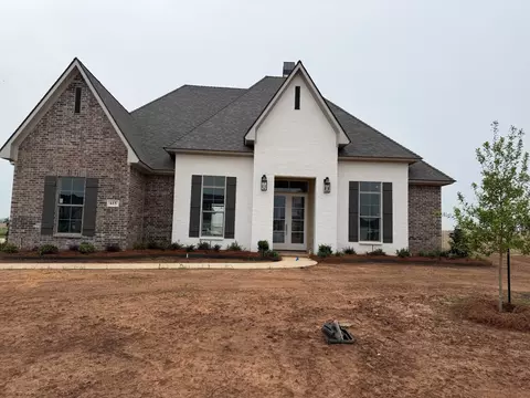 615 Danube Cir, Bossier City, LA 71111