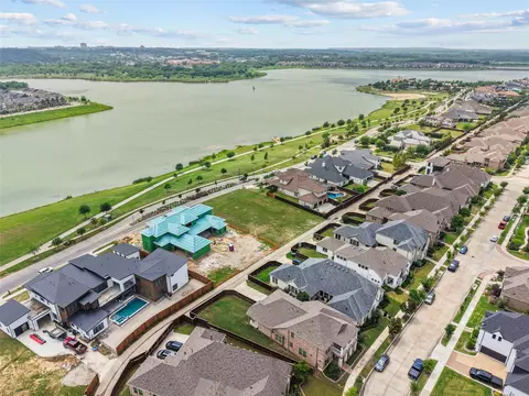 1307 Viridian Park Ln, Arlington, TX 76005