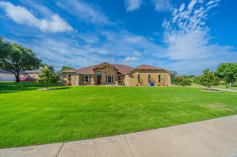2852 Sonterra Dr, Cedar Hill, TX 75104