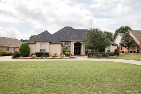 671 Brookglen Ct, Waxahachie, TX 75165