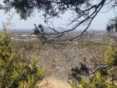 1472 Hidden Mountain Dr, Glen Rose, TX 76043