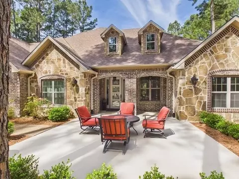 8550 Toler Pt, Larue, TX 75770
