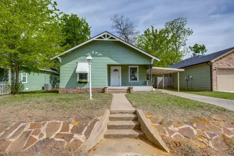 913 W Day St, Denison, TX 75020