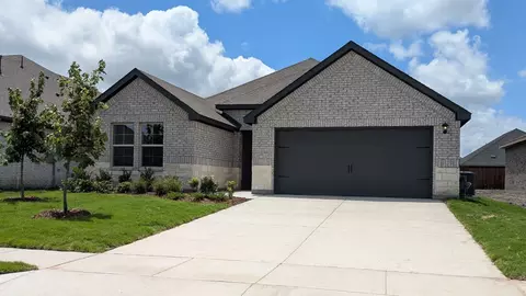 500 Carthage St, Caddo Mills, TX 75135