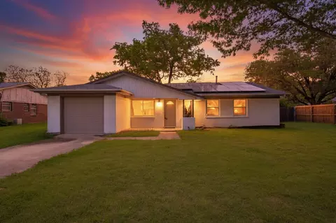4708 Albermarle Dr, Fort Worth, TX 76132