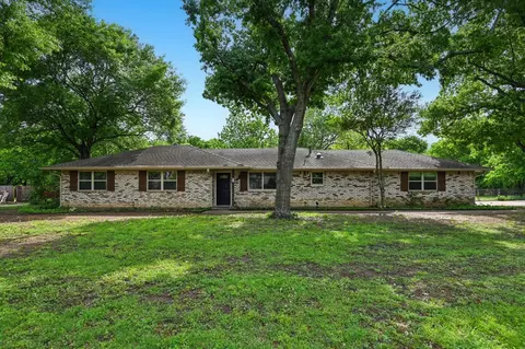 305 Cockrell Hill Rd, Ovilla, TX 75154