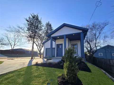 Exterior - 331 E Hull St, Denison, TX 75021 photo 4 of 4