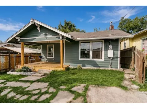 126 Neches, Dallas, TX 75208