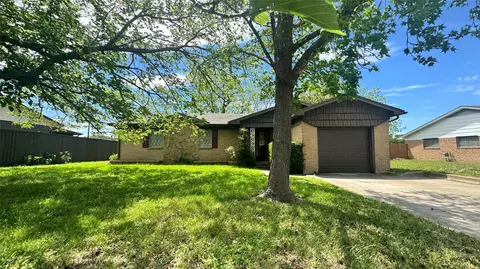 101 Town North Dr, Terrell, TX 75160