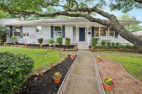 905 Dumont Dr, Richardson, TX 75080