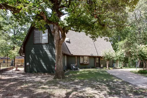 137 Oak Haven Dr, Gun Barrel City, TX 75156