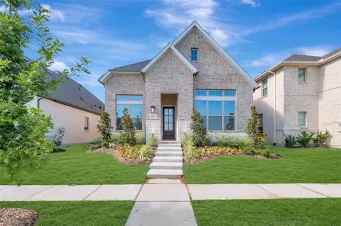 2021 Mack Ave, Van Alstyne, TX 75495