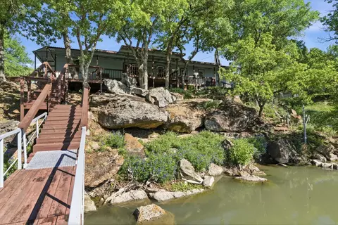 1069 Kennon Pt, Palo Pinto, TX 76484