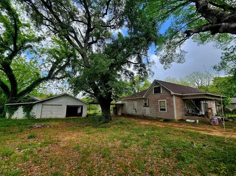 200 Jay St, Trinidad, TX 75163