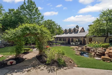 108 Dustin Cir, Hudson Oaks, TX 76087