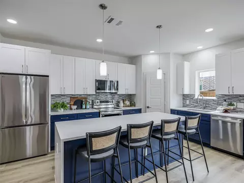 7331 Rubio Pl, Dallas, TX 75235