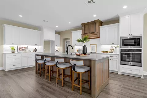 929 Northern Dancer Dr, Hewitt, TX 76643