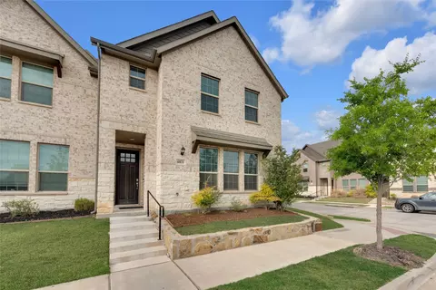 6833 Andrew Dr, North Richland Hills, TX 76180