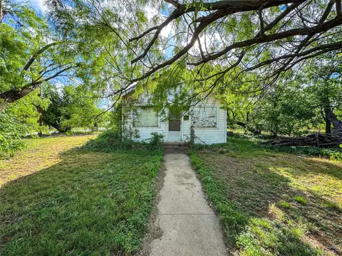 306 N Avenue C, Haskell, TX 79521 photo 2