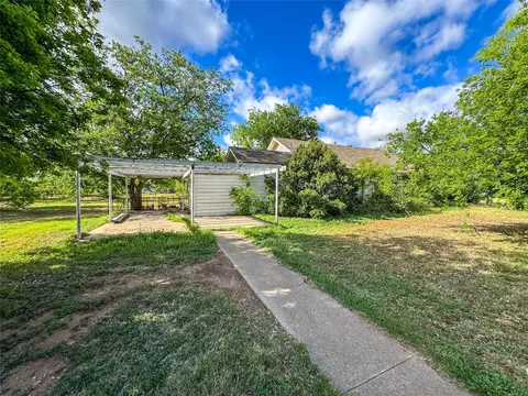 306 N Avenue C, Haskell, TX 79521 photo 3