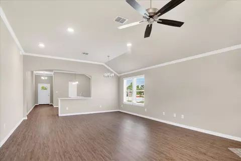 Living - 2509 Yoder Ln, Robinson, TX 76706 photo 4 of 5