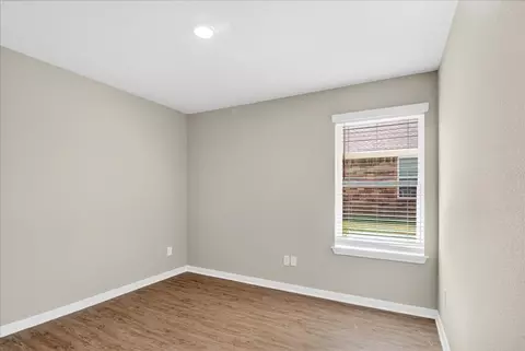 Bedroom - 2509 Yoder Ln, Robinson, TX 76706 photo 4 of 4