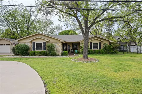 4510 Cimmaron Trl, Granbury, TX 76049