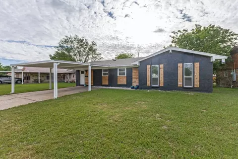 512 Lindo Dr, Mesquite, TX 75149