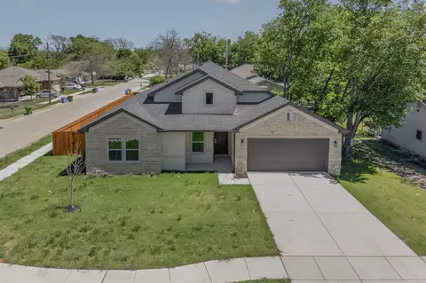 501 Pemberton Dr, White Settlement, TX 76108