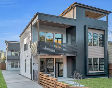 1512 Villars St, Dallas, TX 75204