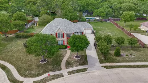 6623 Sapphire Cir S, Colleyville, TX 76034