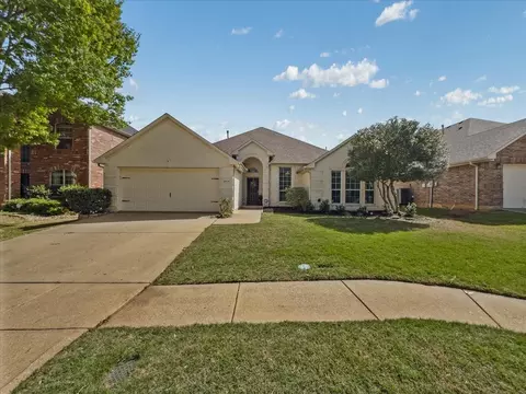2514 Mustang Dr, Arlington, TX 76001