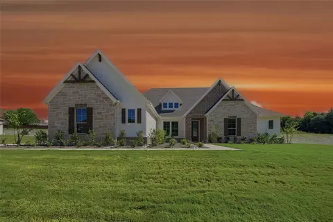 1002 Perrin Ln, Van Alstyne, TX 75495