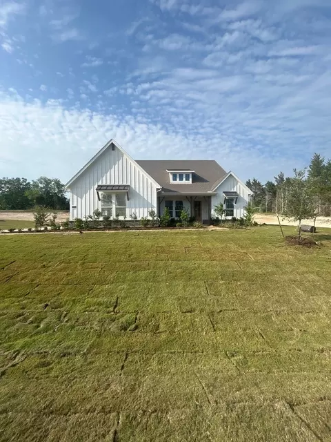 1004 Perrin Ln, Van Alstyne, TX 75495