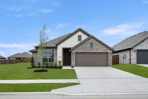 4549 Lyre Leaf Dr, Crowley, TX 76036