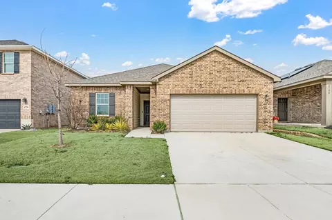 4724 Swan Neck Dr, Fort Worth, TX 76179