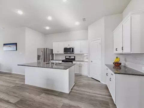 6000 Sutton Fields Trl, Aubrey, TX 76227 photo 10