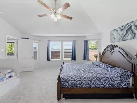 6000 Sutton Fields Trl, Aubrey, TX 76227 photo 17