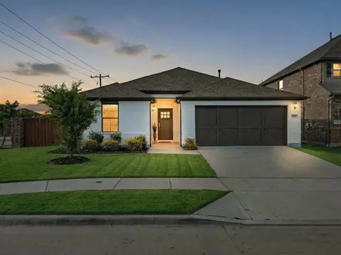 6000 Sutton Fields Trl, Aubrey, TX 76227