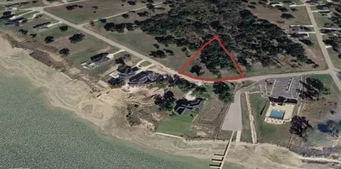 1579 Shoreline Dr, Mabank, TX 75147
