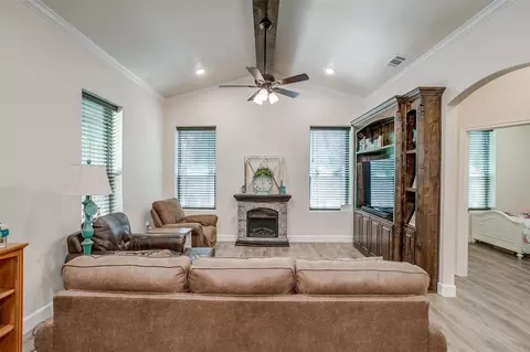 Living - 313 Broken Rd, Perrin, TX 76486 photo 2 of 3