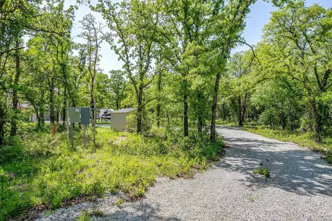 Exterior - 313 Broken Rd, Perrin, TX 76486 photo 1 of 10