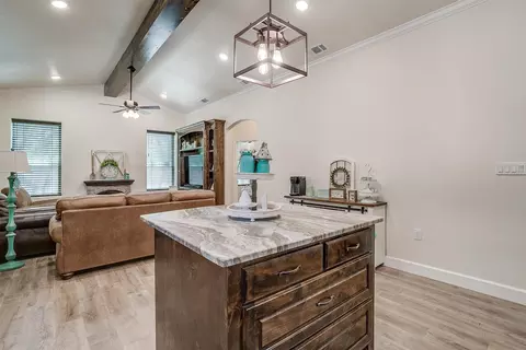 Kitchen - 313 Broken Rd, Perrin, TX 76486 photo 5 of 7