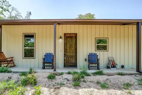 Exterior - 313 Broken Rd, Perrin, TX 76486 photo 3 of 10