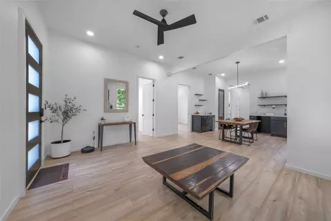 3608 Metropolitan Ave, Dallas, TX 75210