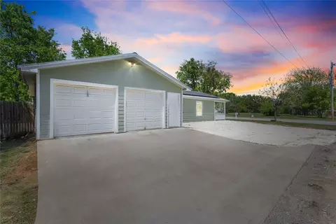 900 Bosque, Meridian, TX 76665