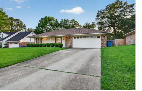 9412 E Heatherstone St, Shreveport, LA 71129