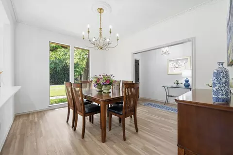 Dining - 517 E Beady Rd, Arlington, TX 76006 photo 3 of 7