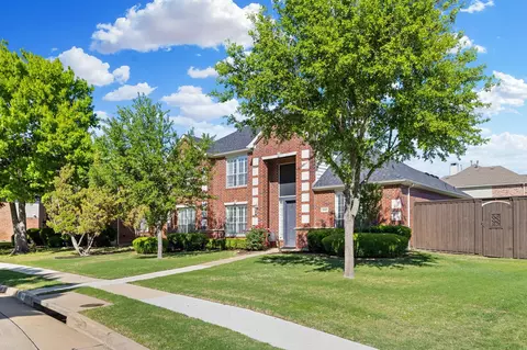 3000 Chippenham Dr, Plano, TX 75093