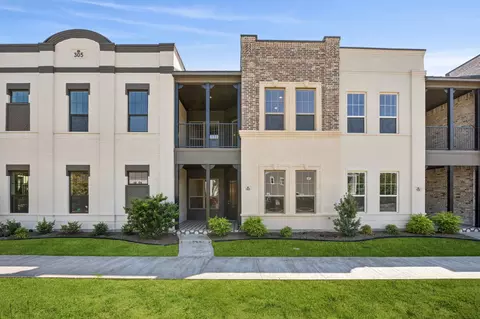 305 Sunset Ln #103, Fort Worth, TX 76114